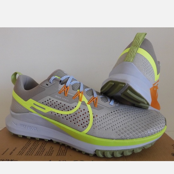 Nike React Pegasus Trail 4 'Light Iron Ore Volt' - Picture 1 of 10